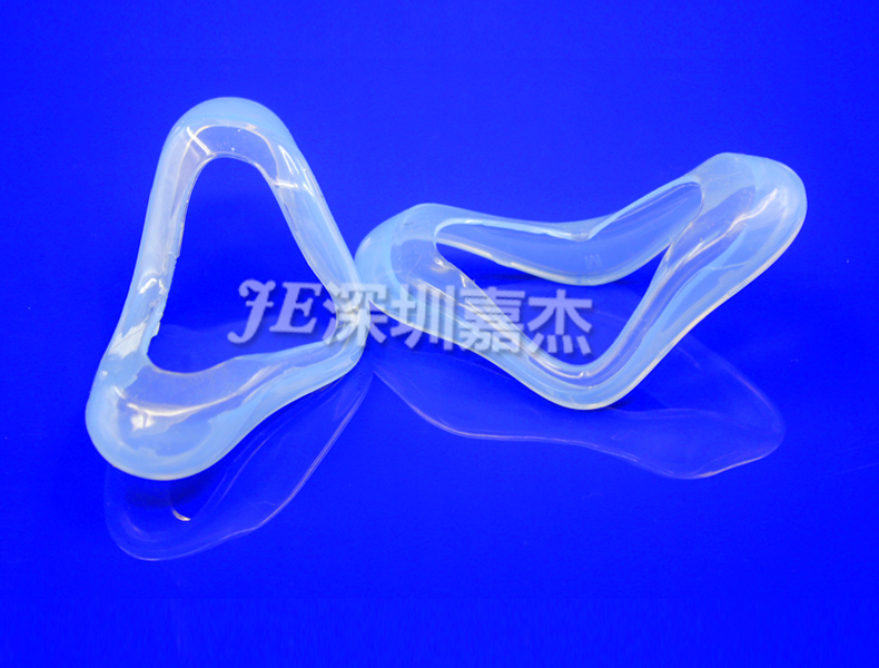矽膠麵罩是什麽材料做的